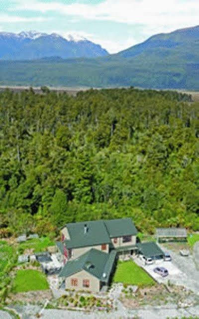 Mahitahi Lodge Брюс-Бэй Экстерьер фото