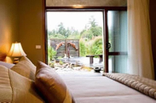 Mahitahi Lodge Брюс-Бэй Номер фото